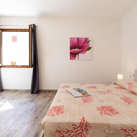 Zaira Home Free Wi-Fi 5 Minuti Dal Lago Liscia Sant'Antonio di Gallura Bagian luar foto
